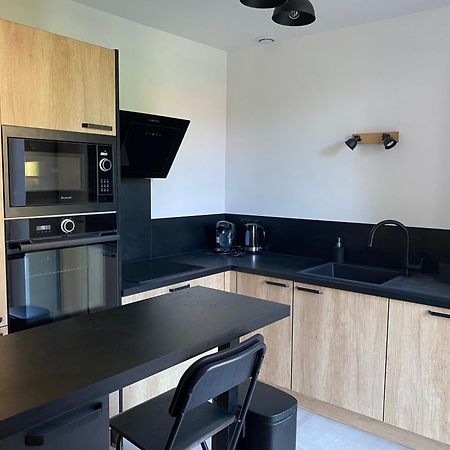 Charmante Maison Du XVIII En Pierre Renovee Colleville-Montgomery Zewnętrze zdjęcie