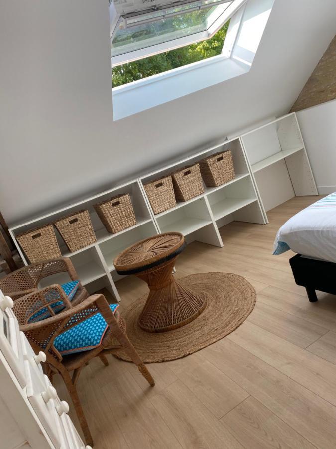 Charmante Maison Du XVIII En Pierre Renovee Colleville-Montgomery Zewnętrze zdjęcie