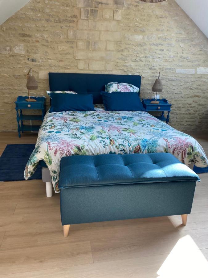 Charmante Maison Du XVIII En Pierre Renovee Colleville-Montgomery Zewnętrze zdjęcie