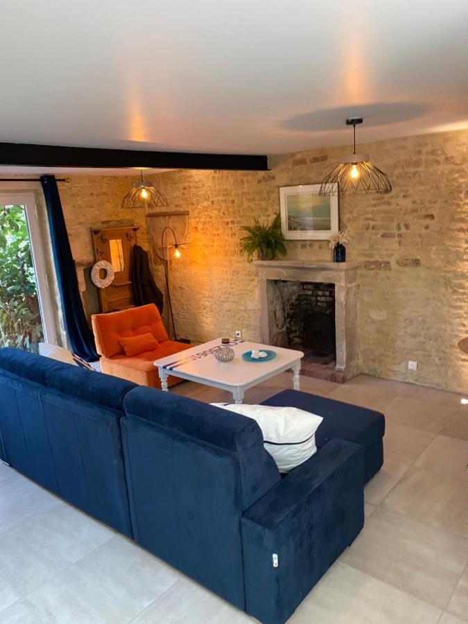 Charmante Maison Du XVIII En Pierre Renovee Colleville-Montgomery Zewnętrze zdjęcie